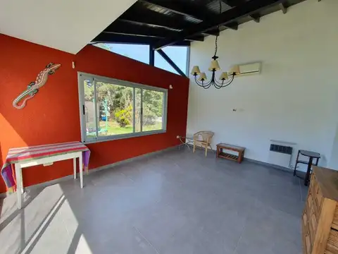 Casa 6 ambientes con 5 baños