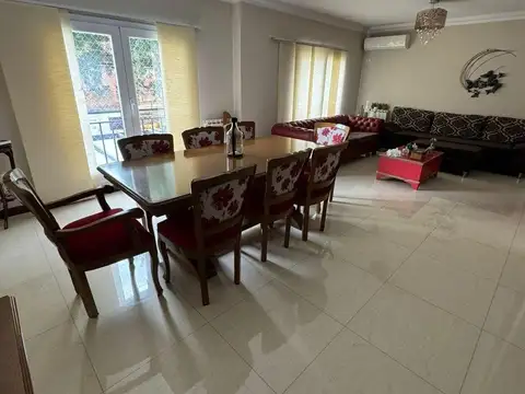 Departamento 4 ambientes con 2 cocheras Quilmes