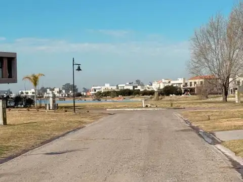 Terreno en Venta en San Lucas, USD 80.000