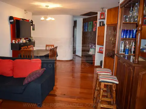 Depto Tipo Casa en Venta 45 años