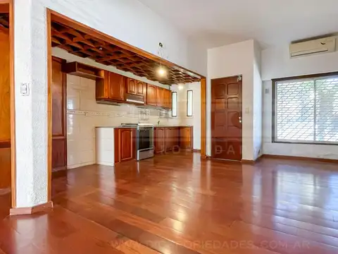 Depto Tipo Casa en Venta de 3 ambientes
