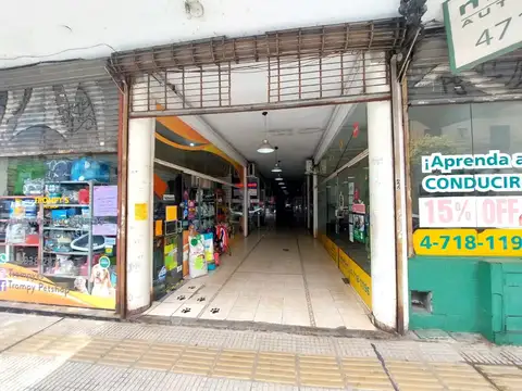 Local en Alquiler en Florida, $ 200.000