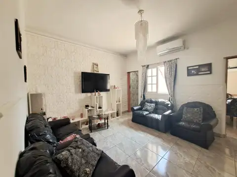 Casa en Venta en Valentin Alsina, USD 140.000