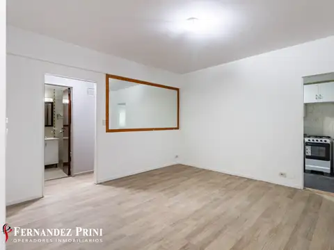 Departamento 2 ambientes con patio y lavadero en Belgrano