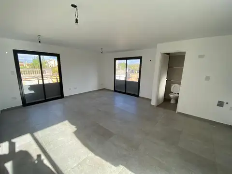 Oficina 2 ambientes con 1 baño