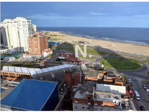 Departamento en Alquiler Temporal en Playa Mansa, USD 11.300