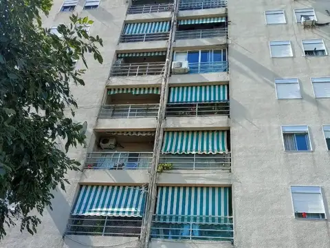 Joaquín V. Gonzalez 300