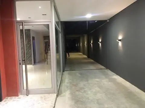 Marmol  al 3000 entre Chilavert y diag. 75