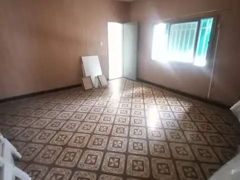 Casa centrica en Alvarez sobre Bv. Alvarez 400