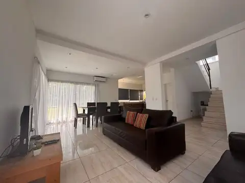 Casa en Alquiler en Santa Ines, USD 1.800