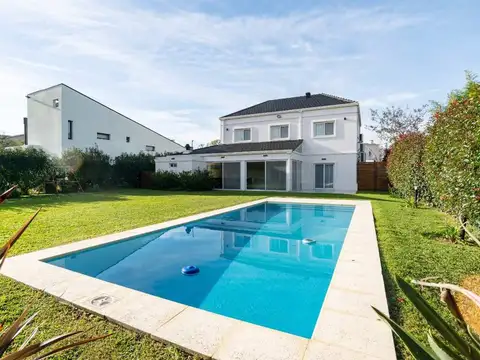 CASA EN VENTA FINCAS DE IRAOLA 2