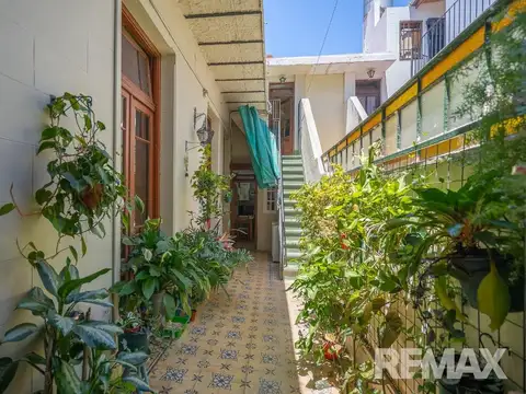 Depto Tipo Casa en Venta en Parque Chacabuco, USD 190.000