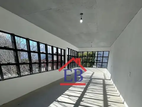 Local en Alquiler en Flores, USD 2.500