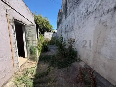 sarmiento 400, Piso 0