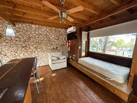 Alférez Sobral (entre Virazon y Alfonsina Storni) 100