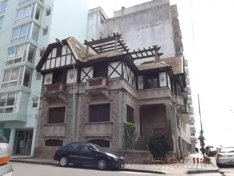 Balcarce  e Hipolito yrigoyen