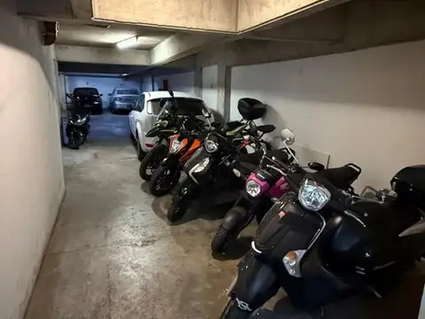 COCHERA DOBLE A LA VENTA EN PLENO CENTRO