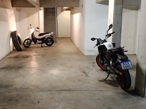 COCHERA DOBLE A LA VENTA EN PLENO CENTRO