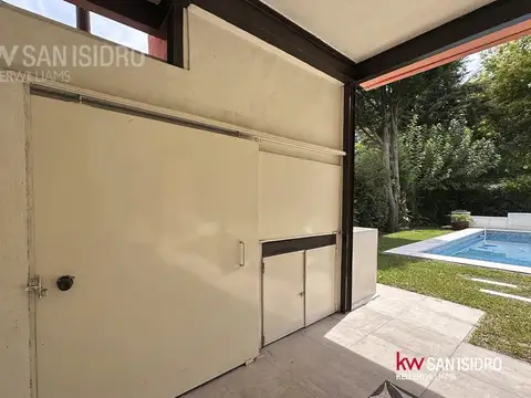 Casa en Alquiler Temporal con 2 cocheras