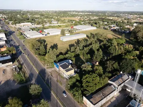 Avenida 520  entre las 161 y 165 100