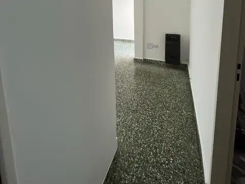 Depto Tipo Casa en Alquiler en Villa Raffo, $ 750.000