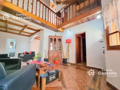 Exc. Chalet 5 Amb. Con Terraza Y Jardín