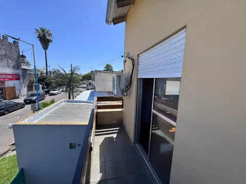 CASA A 200 MTS PLAZA GARIN