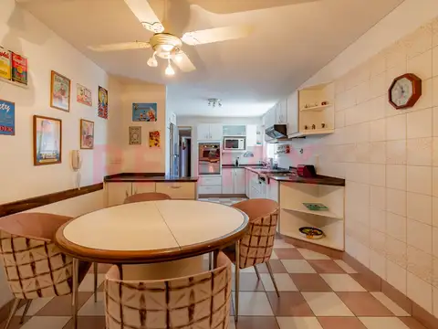 Departamento 5 ambientes con 3 baños