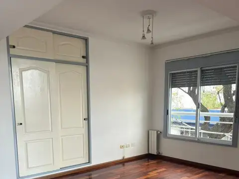 Departamento en Alquiler con 1 cocheras