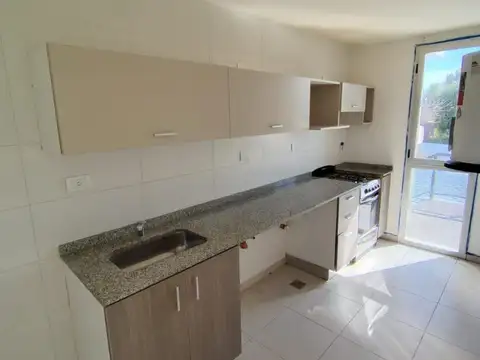 DEPARTAMENTO EN CALLE SAN MARTIN DE MAIPU