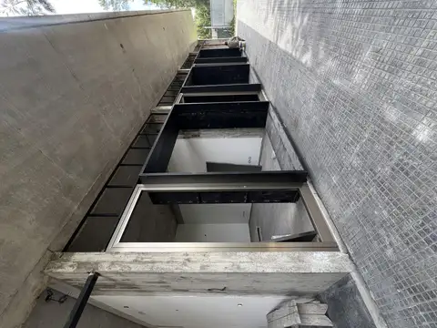 Local en Alquiler en Joaquin Gorina, USD 1.500