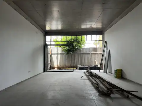 Local en Alquiler en Joaquin Gorina, USD 1.300