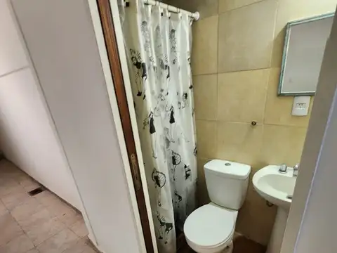 Condarco 4100, Piso PB