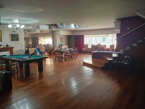 Casa en Alquiler de 4 dormitorios