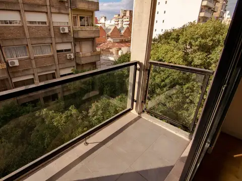 Zeballos 1800, Piso 2