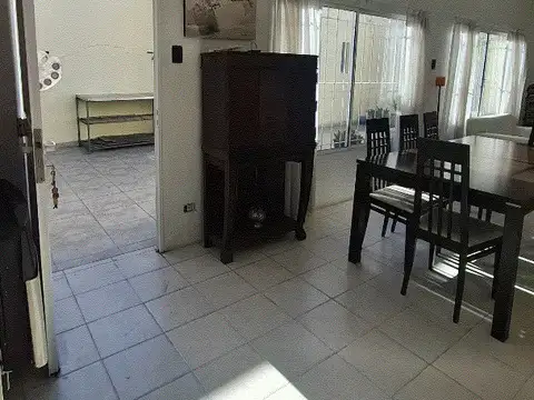 Depto Tipo Casa en Venta de 2 ambientes