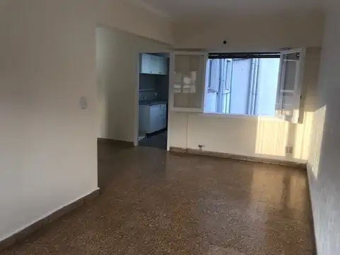 VILLA SANTA RITA: 3 AMBIENTES RECICLADO A NUEVO TOTALMENTE MUY LUMINOSO.