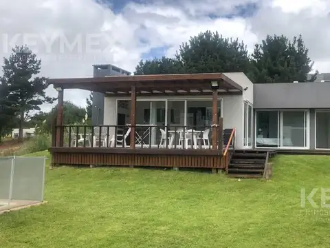 Casa en Cota Esmeralda, Residencial I lote 178