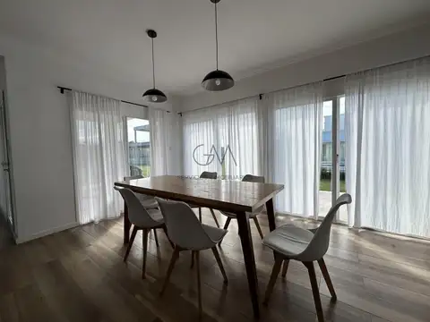 Casa en Alquiler Temporal en Rumenco Joven, USD 380