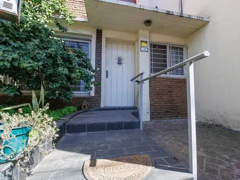 Avenida Bernardo Ader 2100