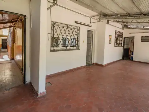 Avenida Directorio 3800