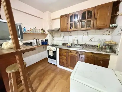 PH 3 ambientes con entrada independiente.