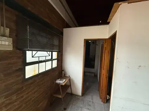Casa 3 ambientes con 2 baños