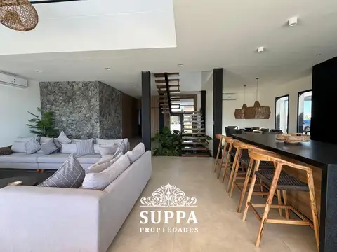 Casa en Venta al Noreste