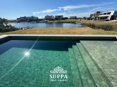 Casa en  venta Puertos del lago