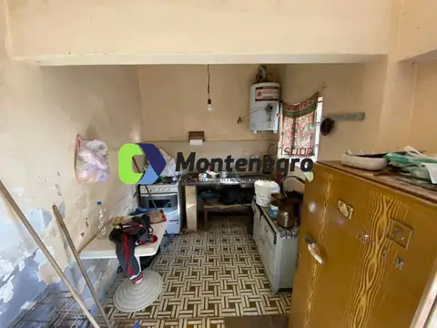 Casa 2 ambientes con 1 baño