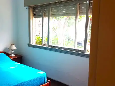 CASA 3 AMBIENTES MÁS DOS LOCALES Y GARAGE