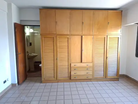 MONTEAGUDO 100, Piso 1