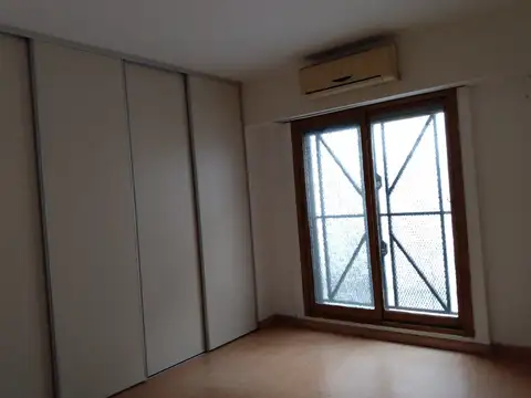 Local en Venta Via Pública