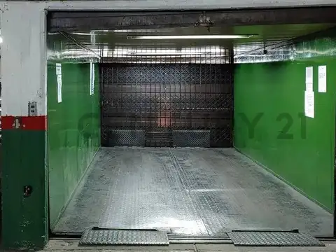 Oportundad! Venta de Cochera cubierta en Recoleta